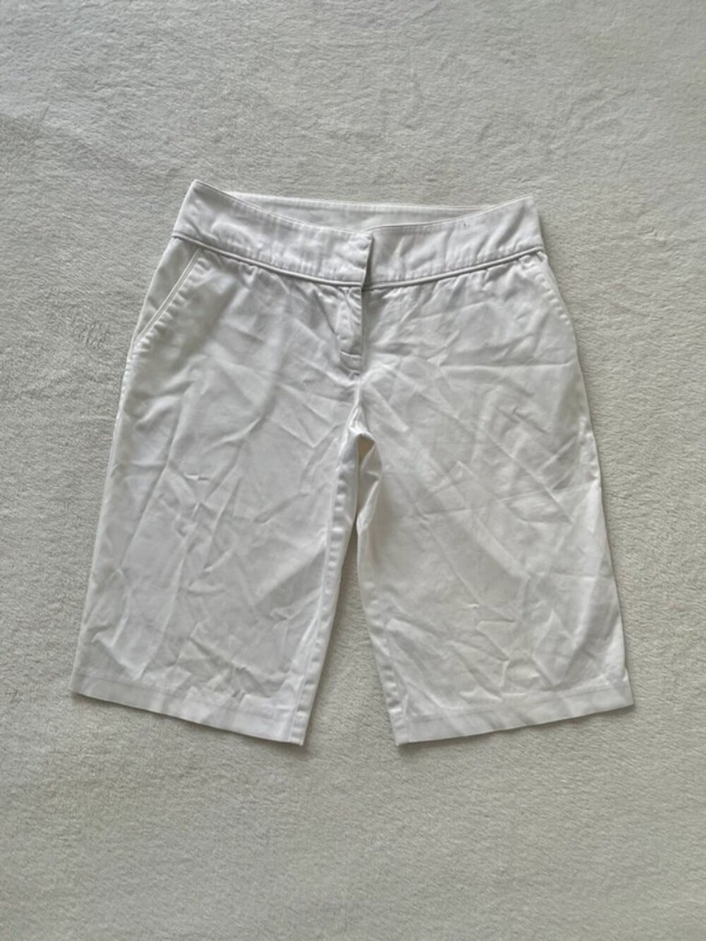Vintage Y2K White F&F Cotton Lowrise Long Shorts Size 8-10
